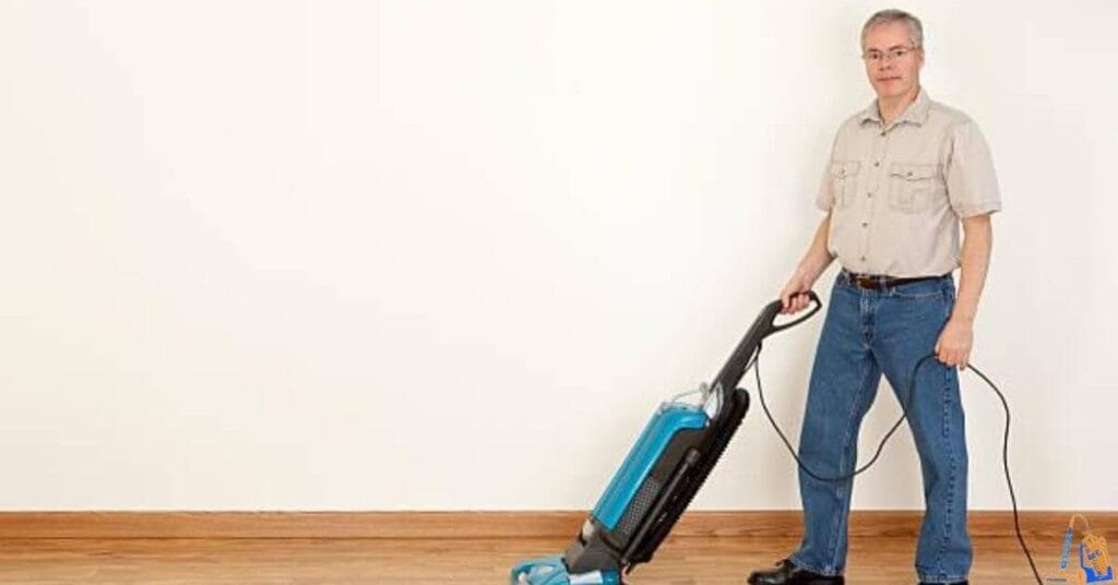 Reviews on Shark Navigator Vacuum Cleaner: NV360 Shark Navigator Lift-Away Upright Vacuum - Still WORTH IT? 5 Shark Navigator Vacuum Reviews